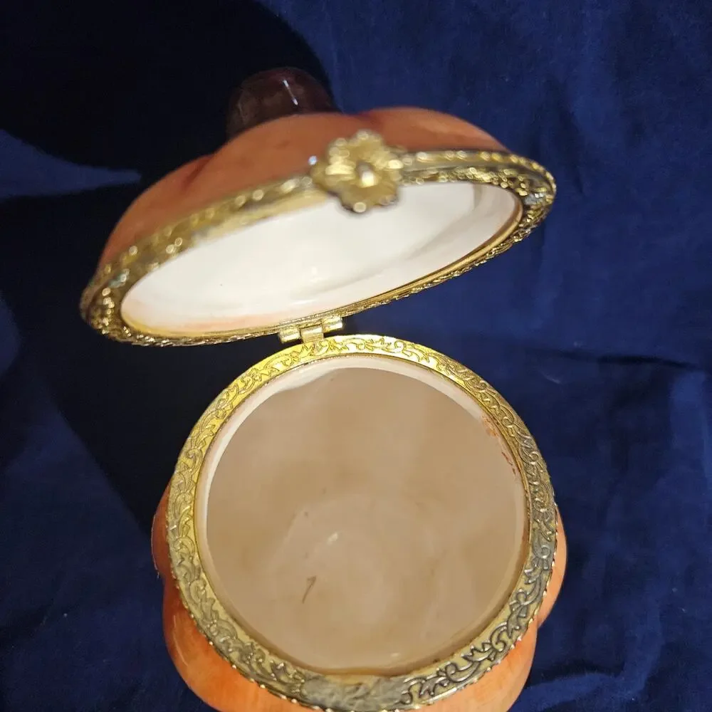 Ceramic Pumpkin Hinged Trinket